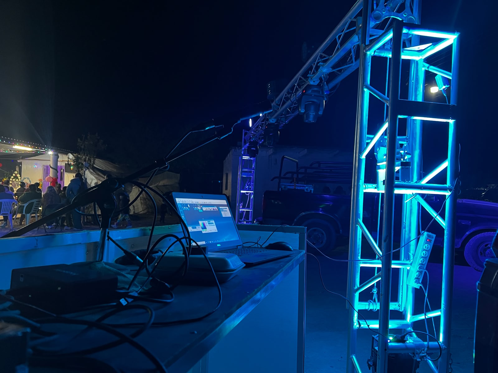 Consola y estructura de iluminación Audio Turquesa